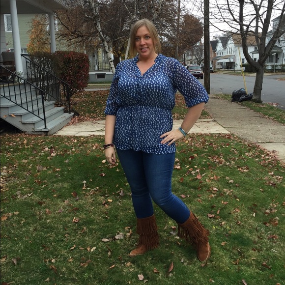 Gauzy blue tunic with white bird print