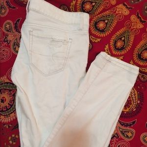 American Eagle Distressed White Skinny Jeans