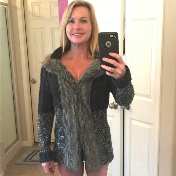 Cozy cardigan grey tones sweater
