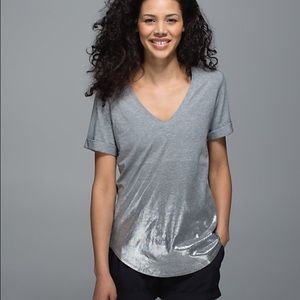 Lululemon Love Tee II Grey size 6