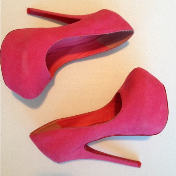 Pink Alba Pumps - Picture 2 of 3