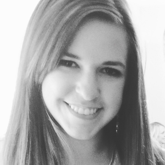 Meet your Posher, Courtney