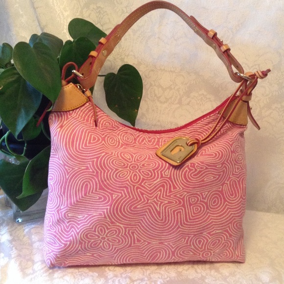 Dooney & Bourke Handbags - Dooney & Bourke Bag