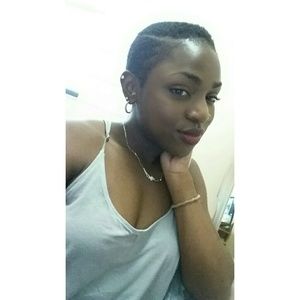 Meet your Posher, Brittany