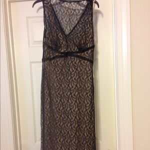 Black lace dress-