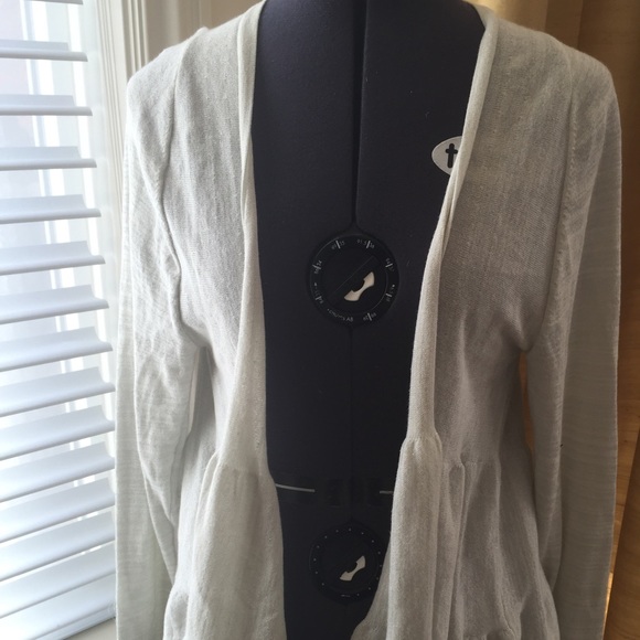 Tahari Tops - Tahari silvery white cardigan size medium