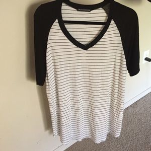 Brandy Melville tee