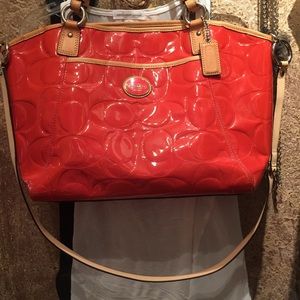 Coach purse; Fantastic condition!