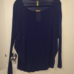 Navy Piko like top. NWT.