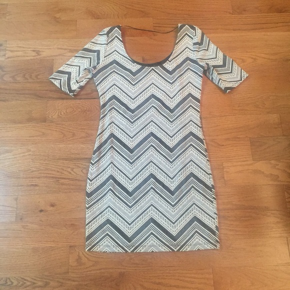 Black and white pattern dress