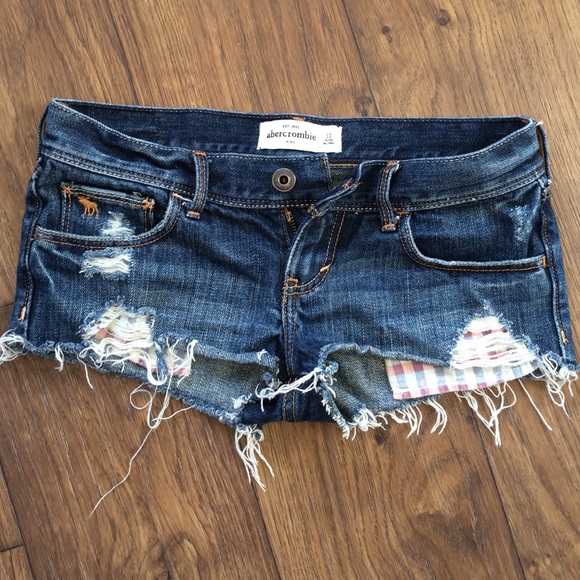 Abercrombie & Fitch Pants - Adorable girls size 12 Abercrombie denim shorts