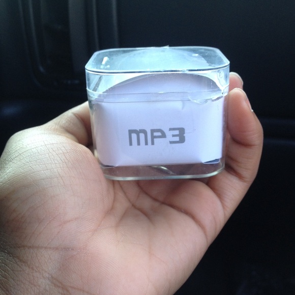 MP3 shuffle - Picture 1 of 4