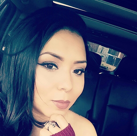 Meet your Posher, Ana - Picture 5 of 5