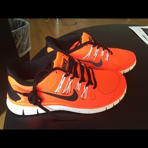 Nike Free 5.0+ Sneakers