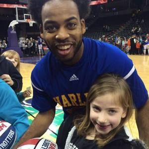 Meet your Posher, Salina