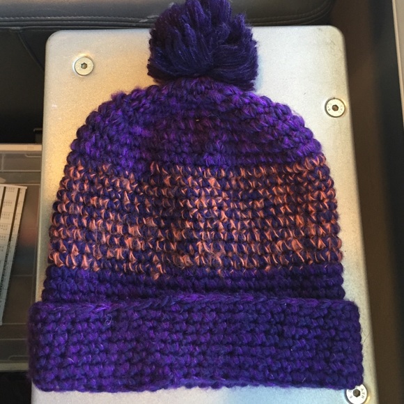 ARC'TERYX Accessories - Purple & Orange hat from ARC'TYREX, like new!