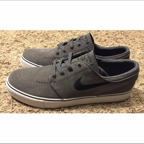 NIKE Zoom Men's Sneakers