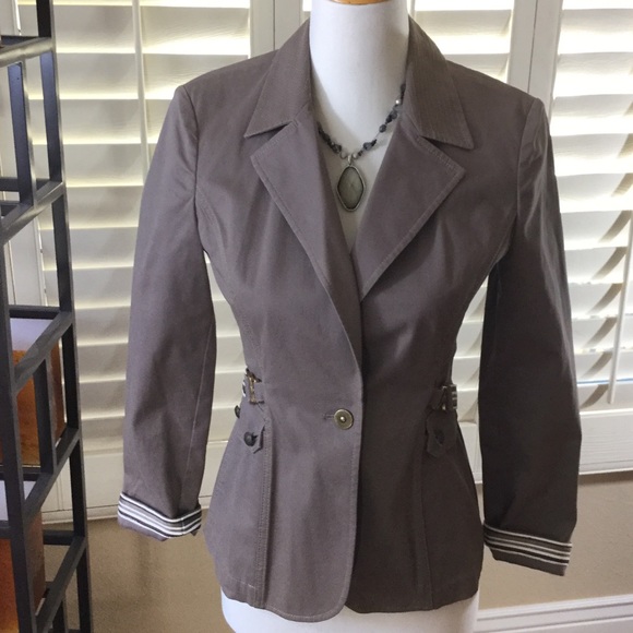 St. John Jackets & Blazers - St. John Sport Gorgeous taupe color blazer