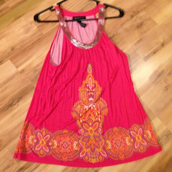 Tank top - Picture 1 of 3