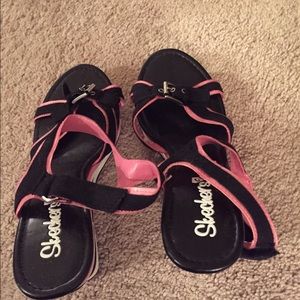 Size 9 Skechers Black & Hot Pink Wedge Shoes