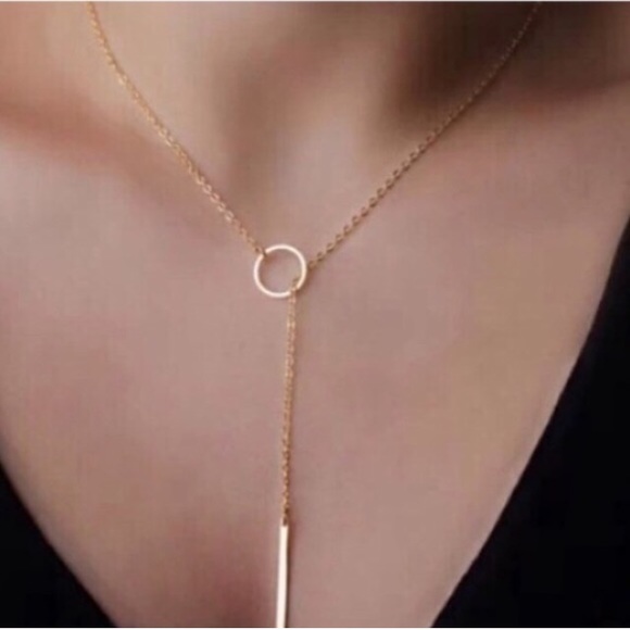 Boutique Jewelry - Gold minimal style lariat necklace