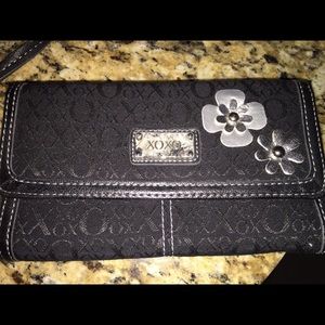 XOXO wallet