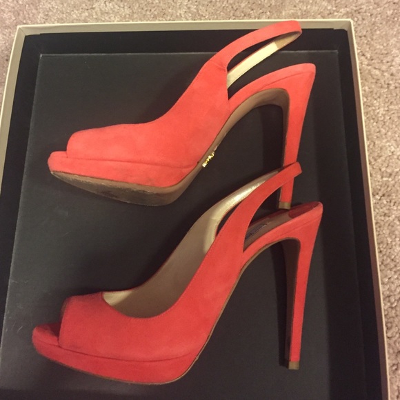 Sold in bundle - Picture 2 of 3