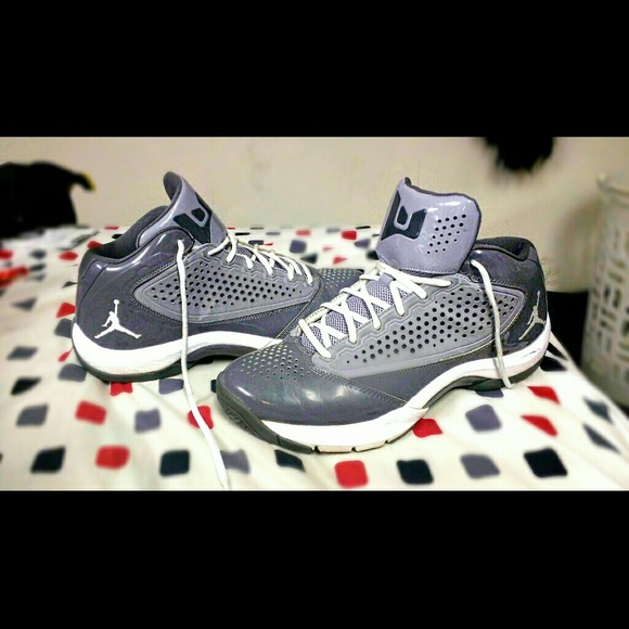 Jordan Dwayne Wade Reigns 100% Authentic - Picture 1 of 4