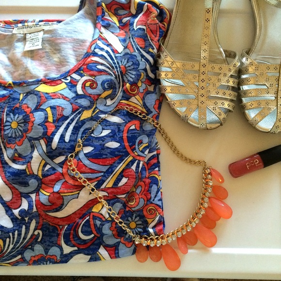 Cathy Daniels  Tops - Paisley tee