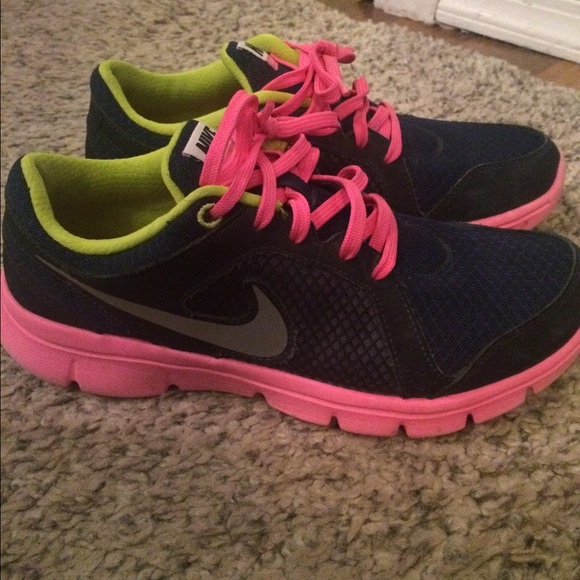 Nike Flex Experience RN 2 ***SOLD***