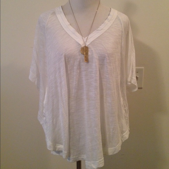 Free People Tops - Free People Sheer White Batwing Top w/ Pockets