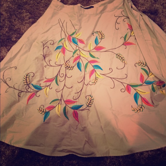 BCBG MaxAzria Embroidered Skirt - Picture 1 of 4