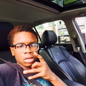 Meet your Posher, Cory