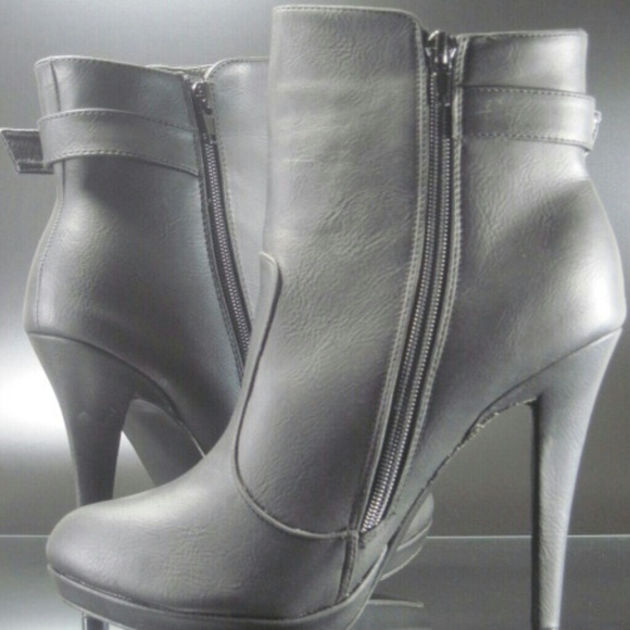 Women booties - Picture 2 of 4