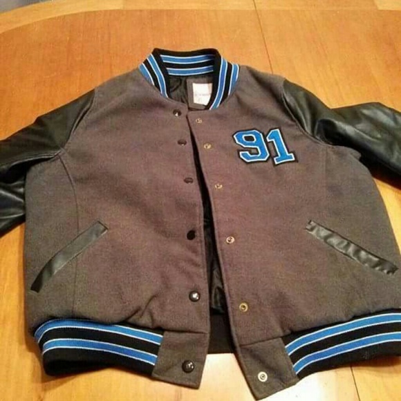 Jacket - Picture 1 of 4