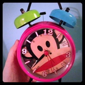 Super cute monkey clock!🐒🎀