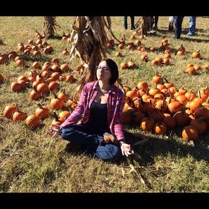 Meet your Posher, Crystal