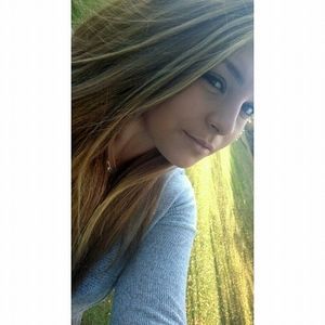 Meet your Posher, Cierra