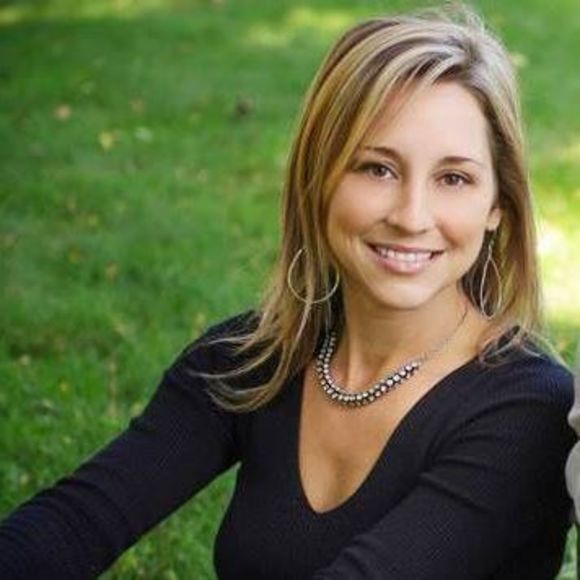 Meet your Posher, Ali