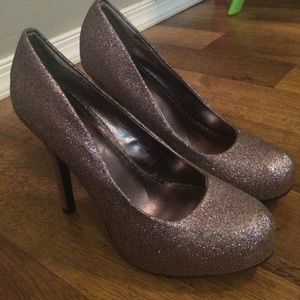 Bamboo 3 1/2in Sparkly Silver Glitter Heels