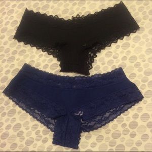 Lot of 2 Victoria's Secret panties (XS) NWT