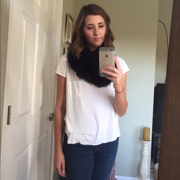 Black Scarf