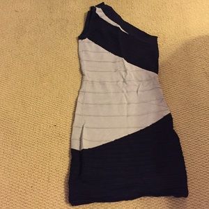 One shoulder bandage dress