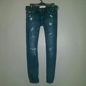 Hollister ripped j3an