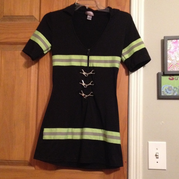 Size Small Firefighter Costume - Picture 1 of 2