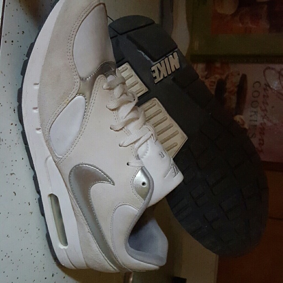 Nike Air Zenyth Running Shoe Size 11