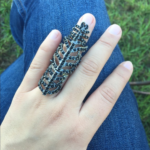 black beaded finger ring flexible