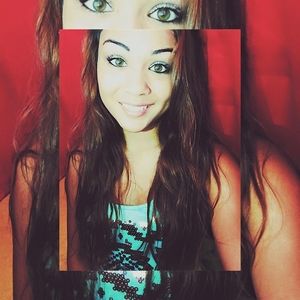 Meet your Posher, Nicole