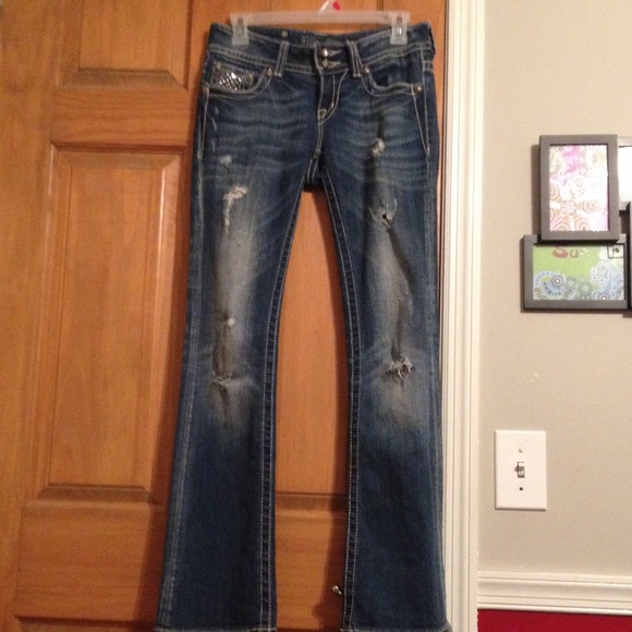 Miss Me Jeans, Size 27, Distressed Style Denim - Picture 4 of 4