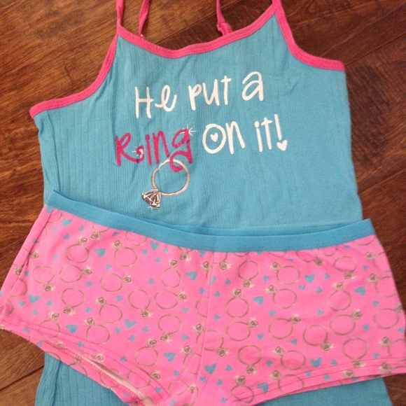 Other - 🆑 New 2 pc Bride to be sleepwear